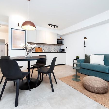 Modern And Cozy Apartments Salt & Pepper In Heart Of Ровин Екстериор снимка