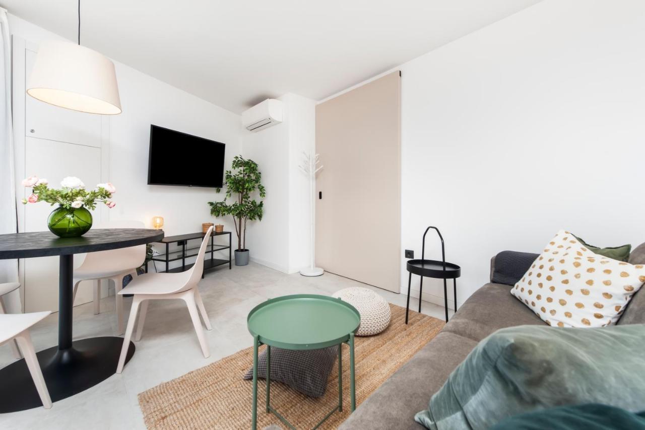 Modern And Cozy Apartments Salt & Pepper In Heart Of Ровин Екстериор снимка