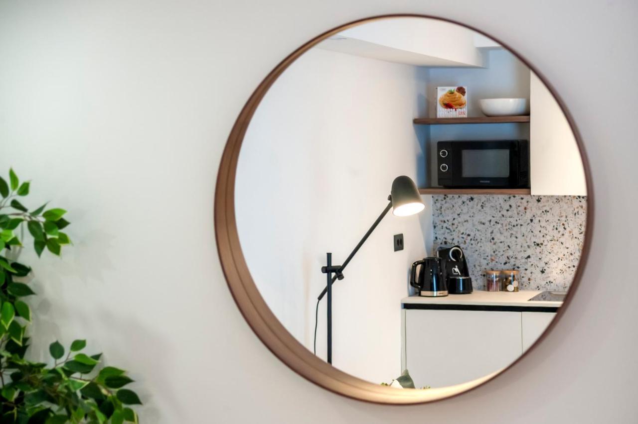 Modern And Cozy Apartments Salt & Pepper In Heart Of Ровин Екстериор снимка