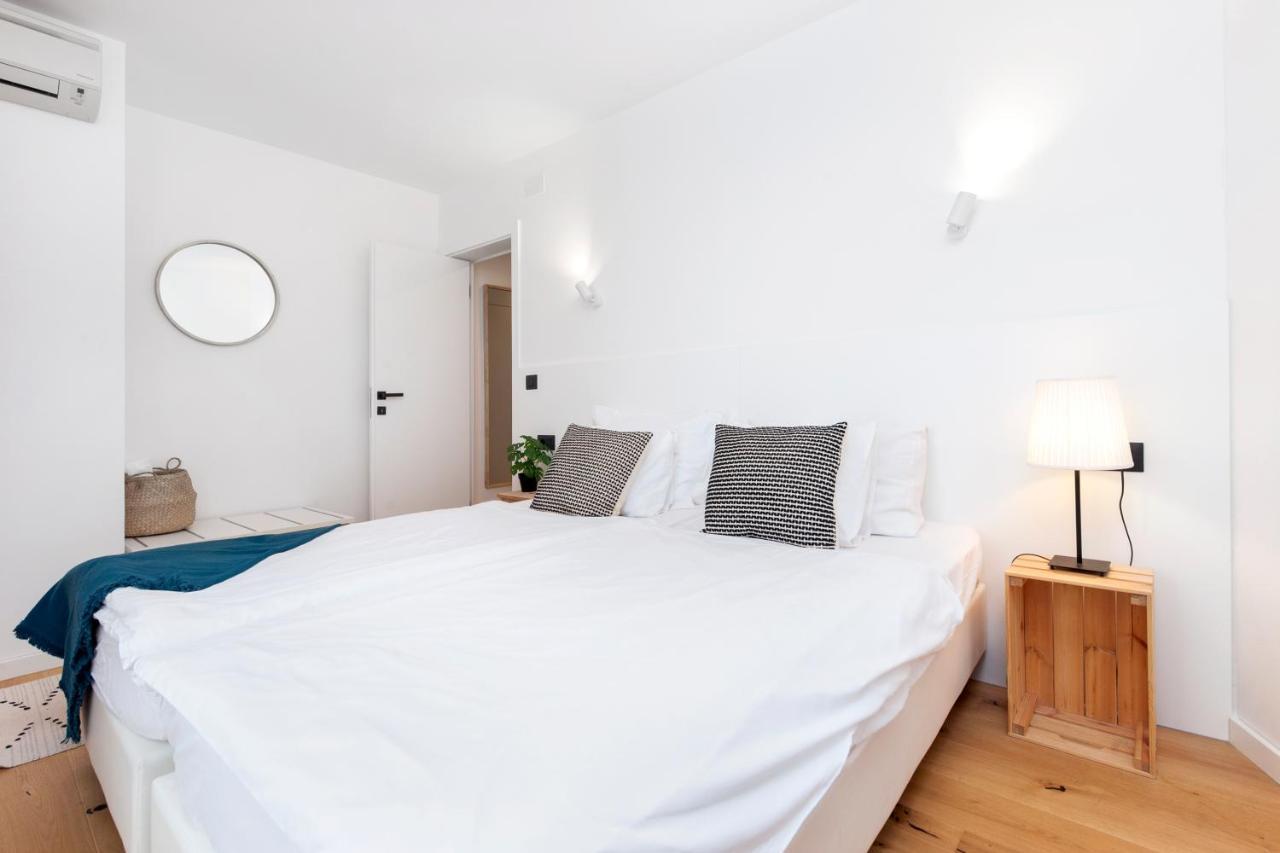 Modern And Cozy Apartments Salt & Pepper In Heart Of Ровин Екстериор снимка